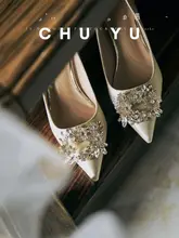新婦用 結婚式高級サテンヒールシューズ【シャンパンカラー・クリスタル装飾・疲れにくい】