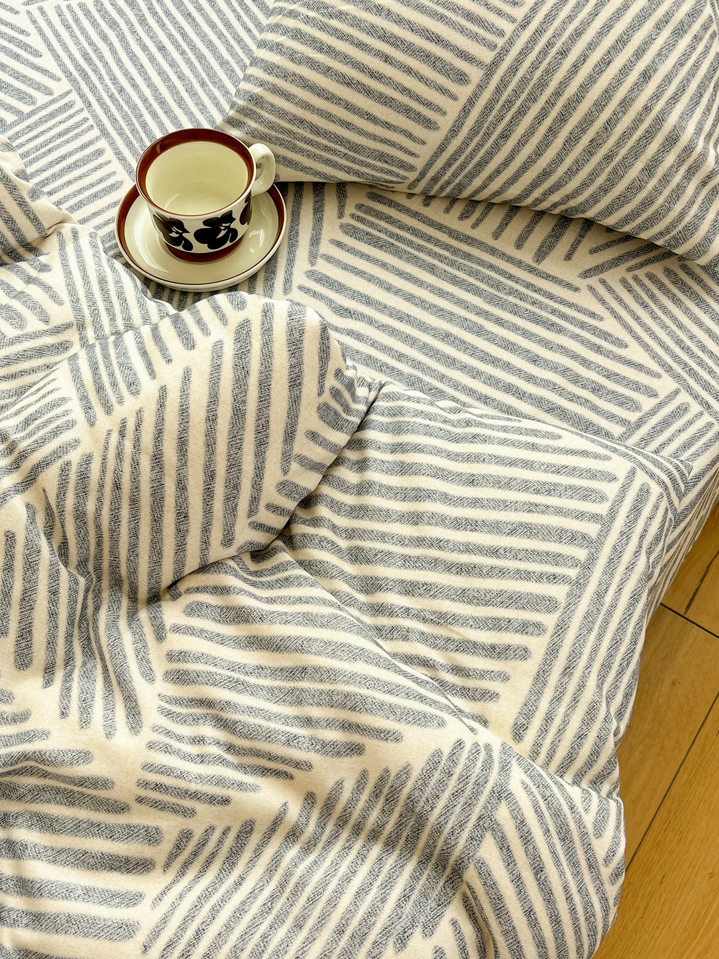 全棉厚手ベッドカバー：ダブルサイズで四季を快適に