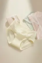 女性用純綿抗菌三角パンツ【極上の柔らかさ・レース付き・無痕デザイン】（セットアップ対応）
