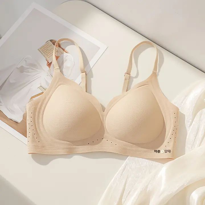 セクシーなレースのブラジャー【全カップ・薄手・通気性・大きい胸をカバー】