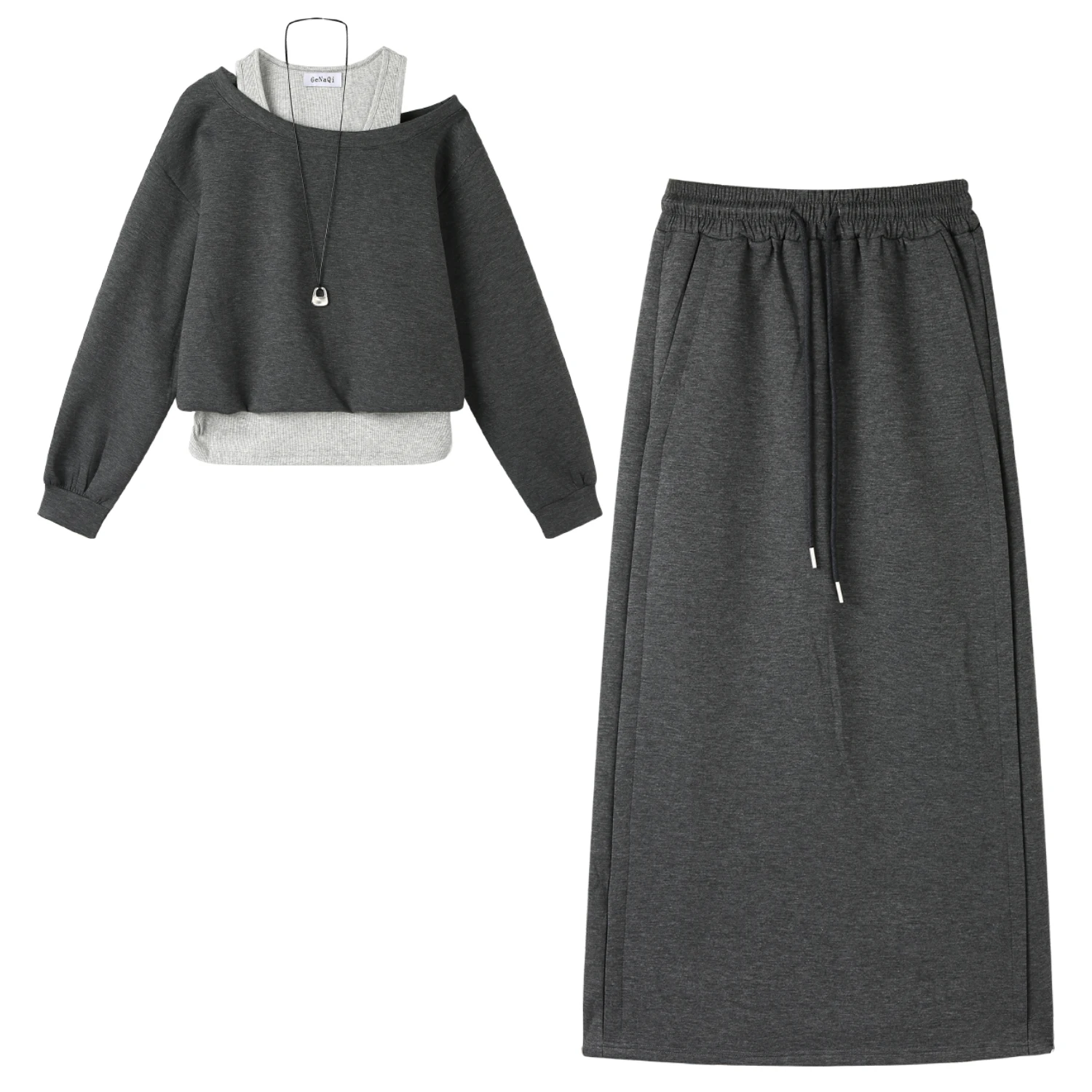 30代後半の秋にぴったりな重ね着風トップスとハイウエストスリットスカート、どう選ぶ？