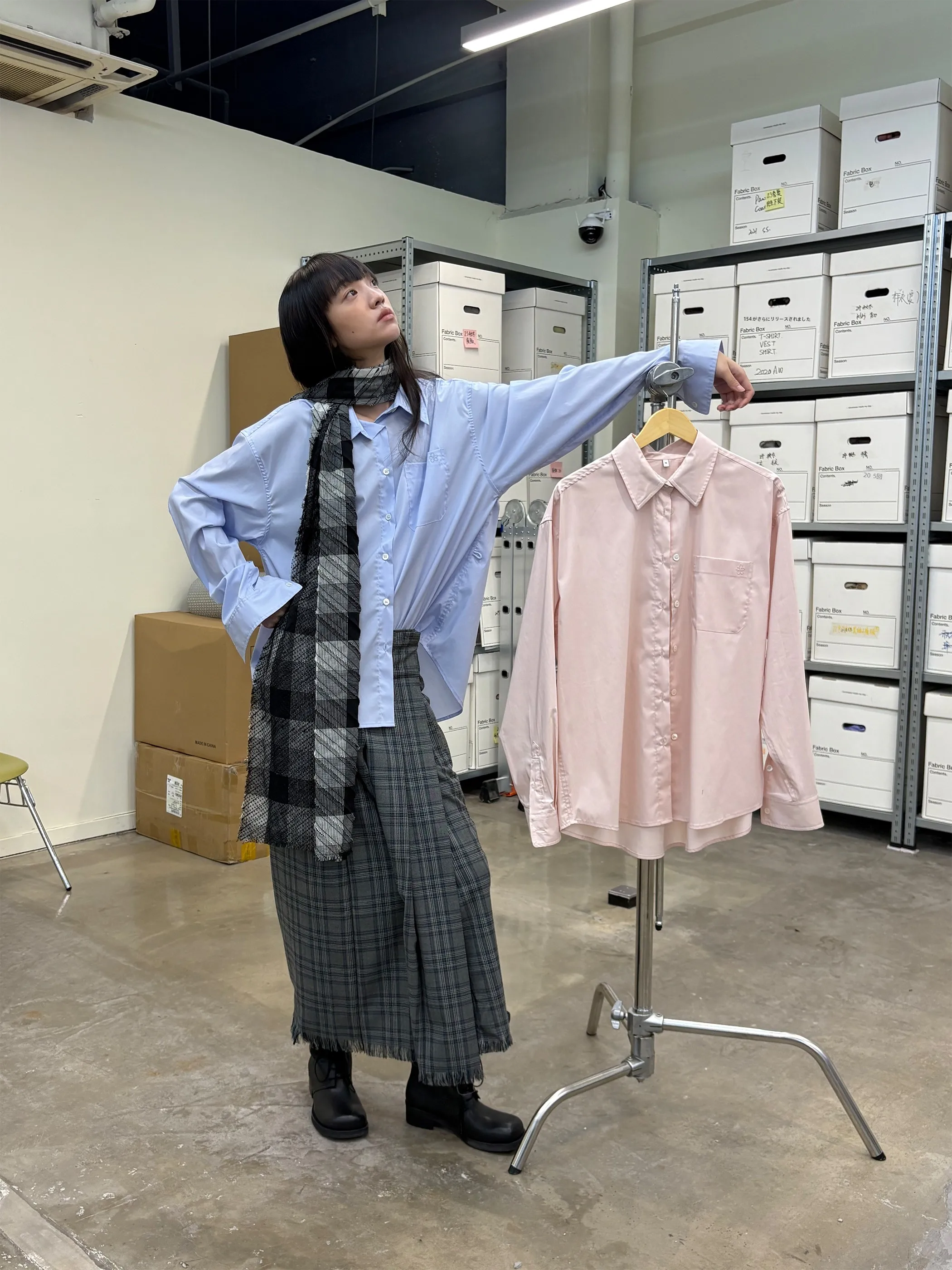 チェック柄レースハンドメイドフリンジマルチユーススカーフ：秋冬季の装飾性と機能性を兼ね備えたマルチ用途アイテム