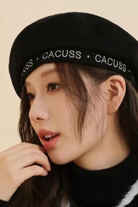 極上の柔らかさ 羊毛ベレー帽【刺繍デザイン・おしゃれ・ブラック】