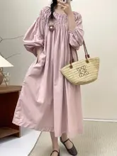 灯籠袖のゆったりシルエットの大きいサイズのラウンドネックワンピース【コットンリネン・春用・甘いデザイン】