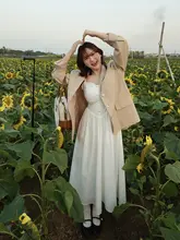 春夏にぴったりなシンプルなデザインのキャミソールワンピース【軽やかな素材・ナチュラルスタイル】
