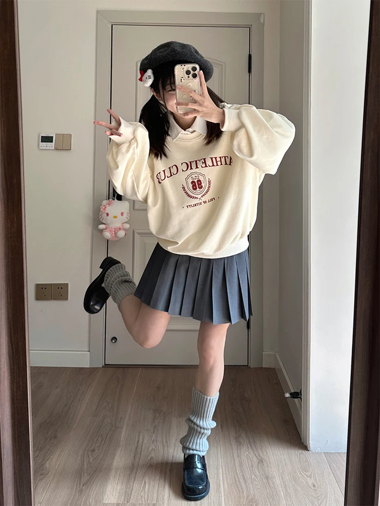 プリーツスカート コーデ 完全ガイド｜トップス選びの5つのルールと実際の組み合わせ