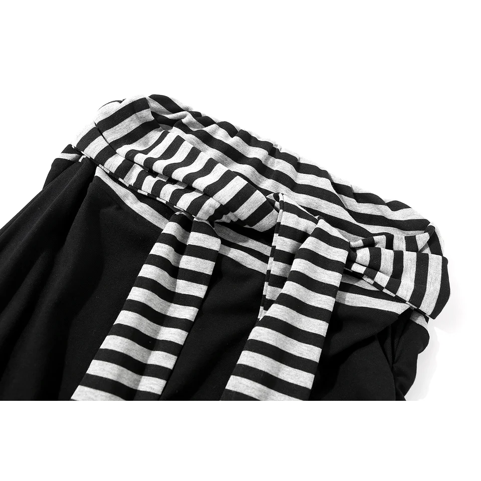 夏用文字プリント半袖Tシャツとストライプデザインのリボン付きスカート（セットアップ対応）