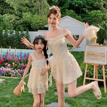 おしゃれな親子用水着【母娘向け・スカートデザイン・ワンショルダー・高いデザイン性】（セットアップ対応）