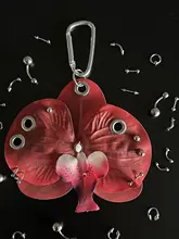 穴あけ不要デザインの花モチーフキーホルダー【スタイリッシュな小物使いに最適】