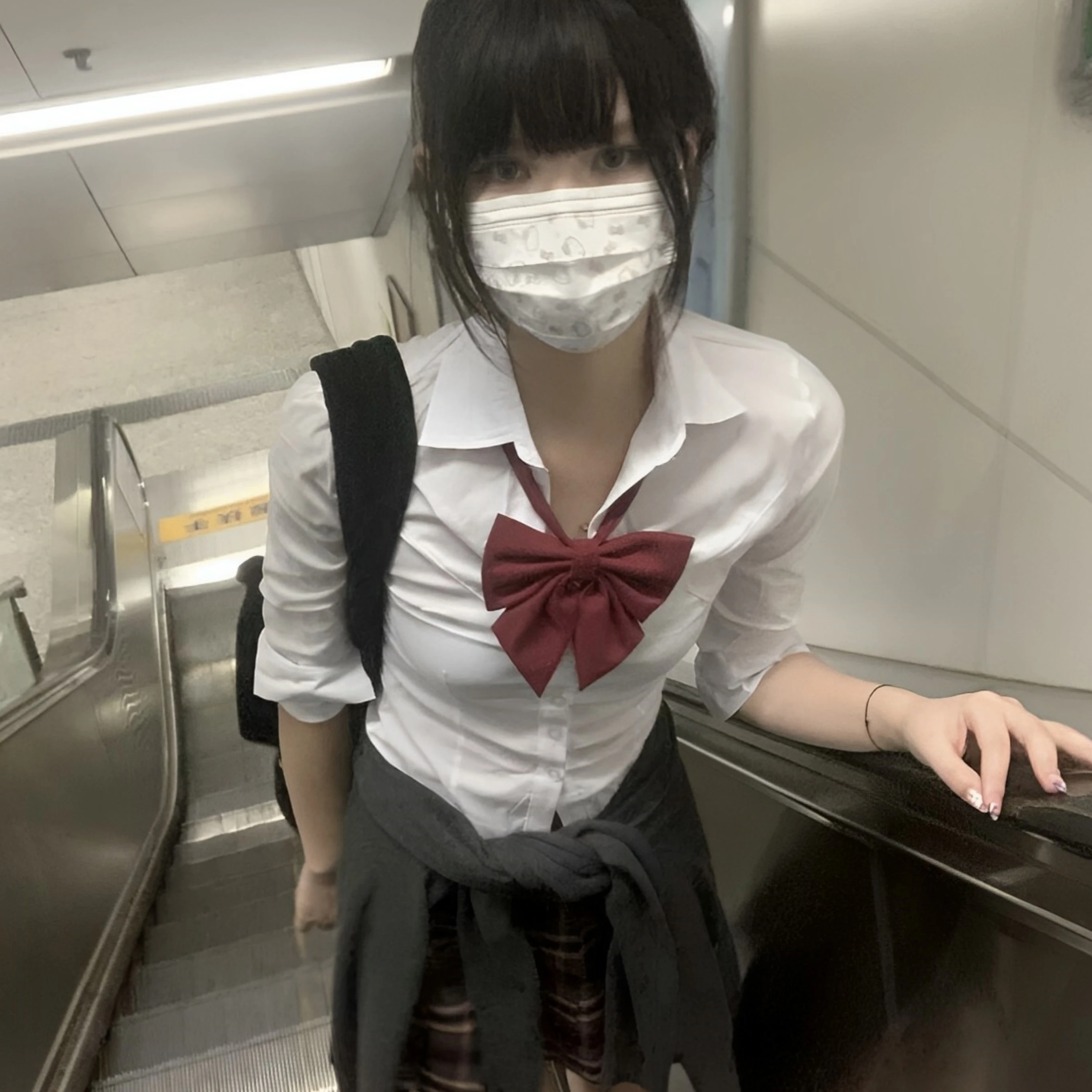 ジャンパースカート コーデ 完全ガイド｜レギンス・ブラウス・レイヤードの実際の使い方