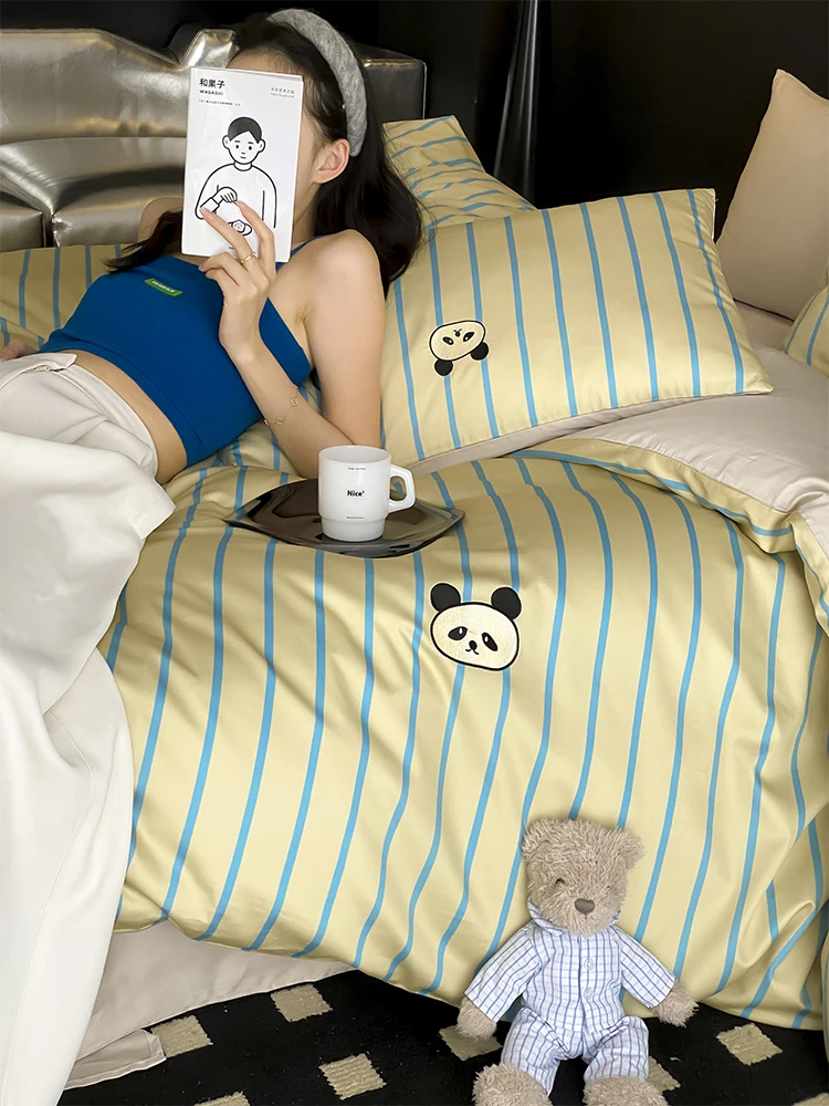シンプルデザインのコットン製掛け布団カバー：四季通用の蓄熱機能とパンダ刺繍の実用性