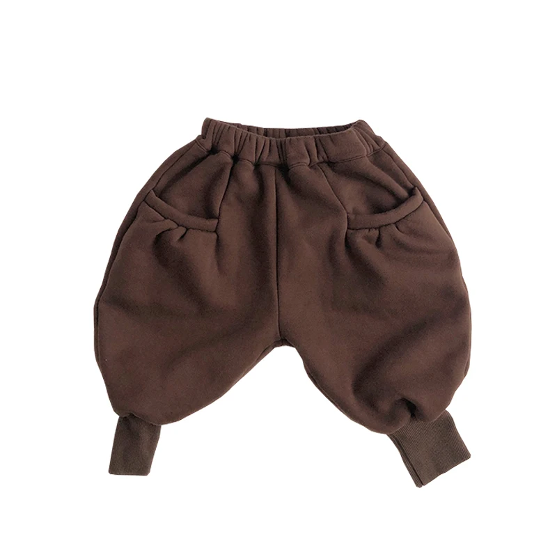 秋冬用 キッズスポーツパンツ：一体型フリースで肌にやさしい暖かさを実現