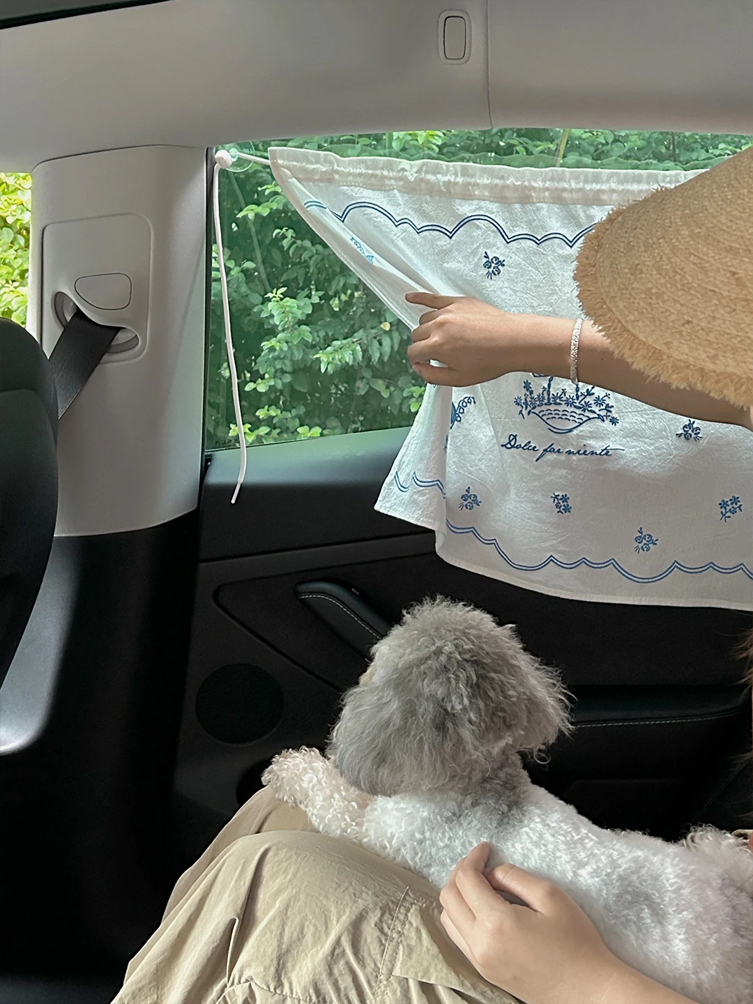 ミラーレスカーテンは本当に必要ですか？実際の暮らしで使える理由を徹底解説