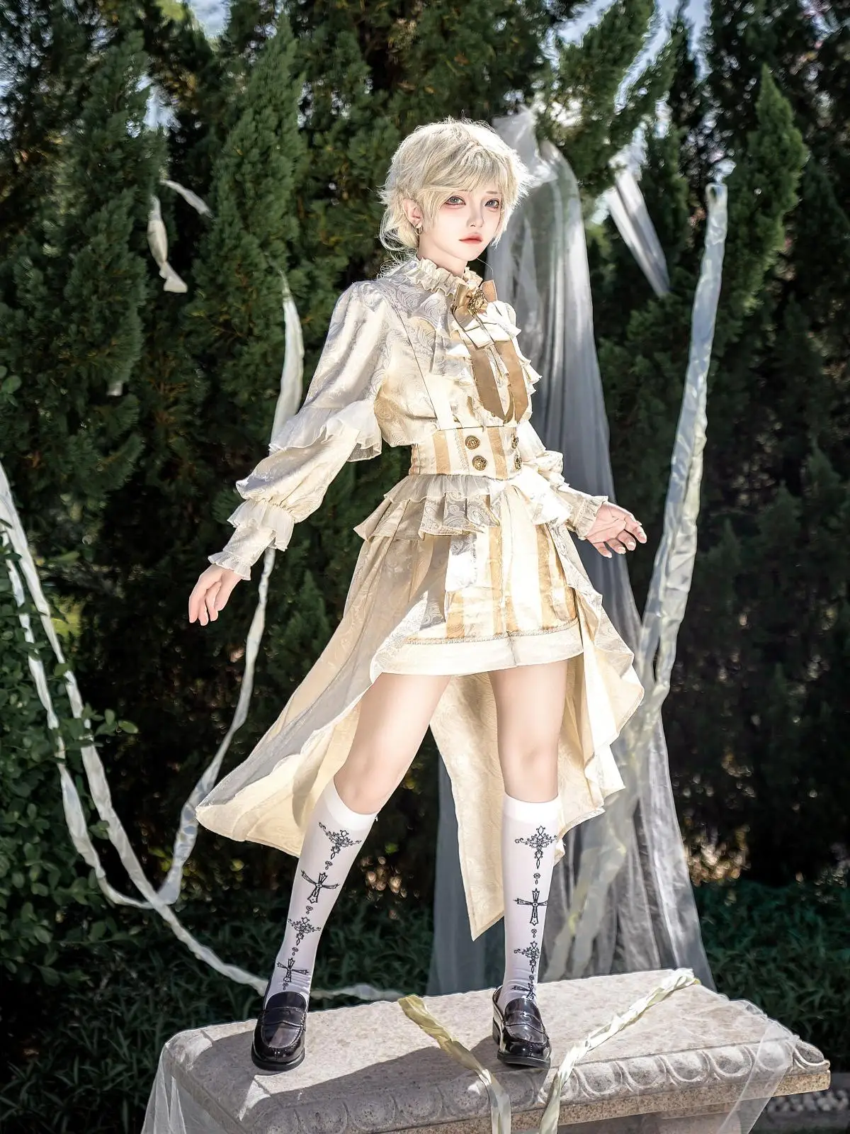 古着セットアップはどんな風に着る？「小王子風ロリータスタイル」がカジュアルな日常に与える変化とは