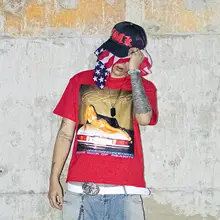 秋用ボックスシルエットのデジタルプリント半袖Tシャツ【フィット・レッド】