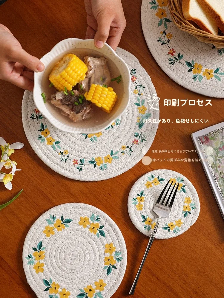 手作り編み込みランチョンマット：耐熱シートとしての実用性と使い方