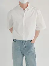 夏用の白シャツ【男性用・短袖・ゆったりシルエット・シンプルデザイン】