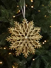 白金色の雪の結晶立体星形飾り【クリスマス装飾・場面設置用】