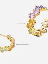 虹色のキャンディーイヤリング【ファッション・レトロスタイル・女性用・個性的なデザイン】