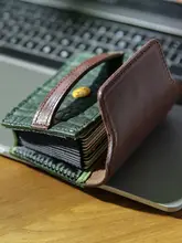 本革製カードケース【レトロ・シンプル・多カードポケット・短型・オーガニックレザー】