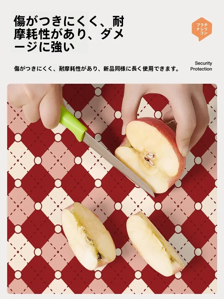 ランチョマットとは？赤いシリコン製テーブルマットの実用性とスペック解説