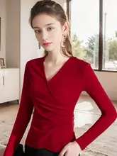 交差Vネックの女性用フィット感ある綿長袖Tシャツ【ウエストリボン・フリルデザイン・春秋用】