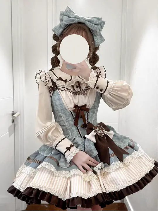 薄荷チョコレート風ロリータ風短丈キャミソールドレス【可愛いプリンセスデザイン・長袖シャツ付き】（セットアップ対応）