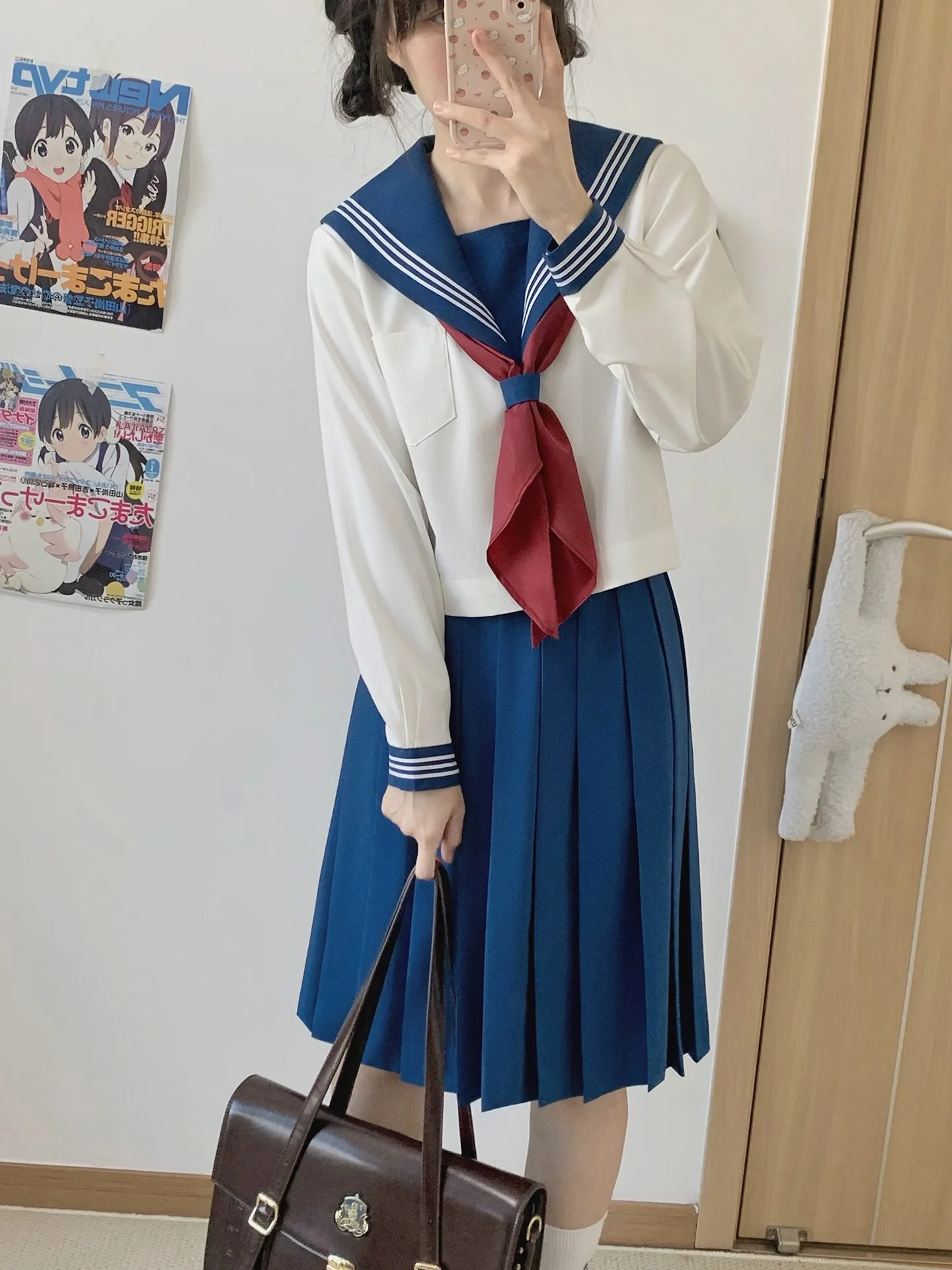 アニメ風のJK制服：花柄水手服のデザインと実用性を徹底解説