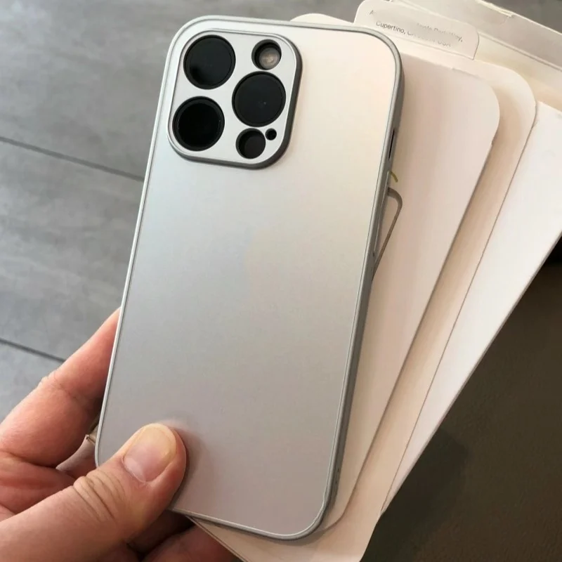 スマホの指紋が気になるなら、これで解決できる？ナノマット指紋防止ケースの本当の価値とは