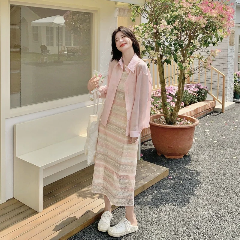 清新なピンクのキャミソールドレスセット：春のカジュアルファッションに最適な軽量2wayコーデ