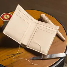 手作り本革二つ折り財布【牛革・小型・メンズ用】
