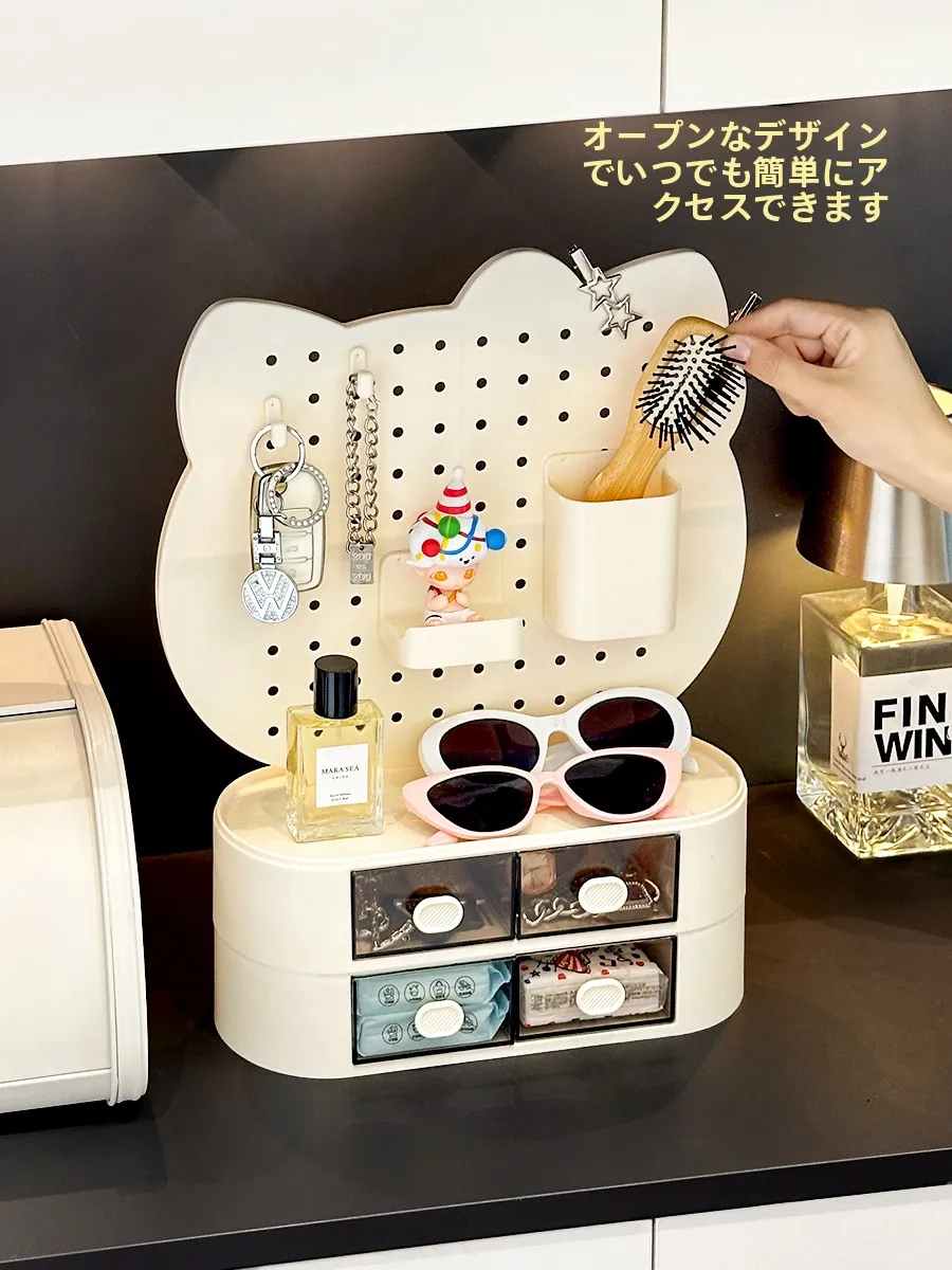 玄関用ディスプレイラック：クリーム風の収納ボックスで小物を美しく整理