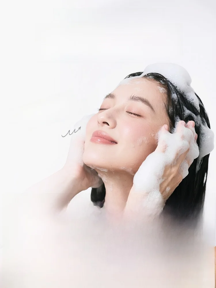 頭皮ベタつき  に悩む女性、本当に効くシャンプーはどこにあるの？