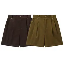 レトロなオリーブグリーンのコーデュロイショートパンツ【高腰・ワイドレッグ・スリム効果・カジュアル】