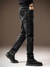 高級感のあるヴィンテージ風ウォッシュドストレートジーンズ【黒・極上の柔らかさ・スリムフィット】