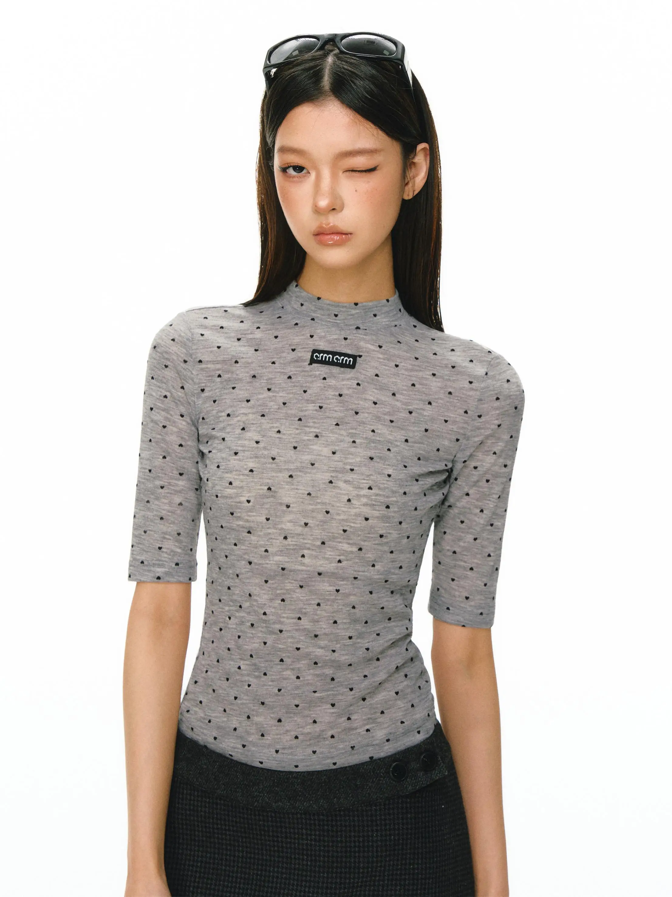 レトロドット柄の透け感のある女性用中袖Tシャツ【夏用・スリムフィット】