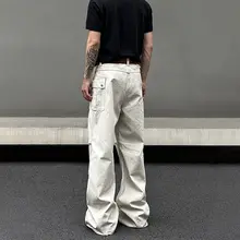 米白色の微フレアデザイン作業パンツ【多ポケット・フィット】