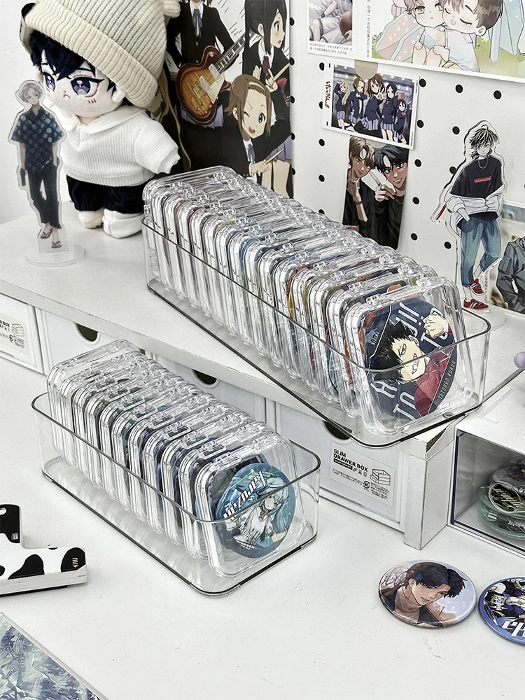 アクリル製バッジ収納ボックス：防塵密封で推しグッズを透明に保護・展示