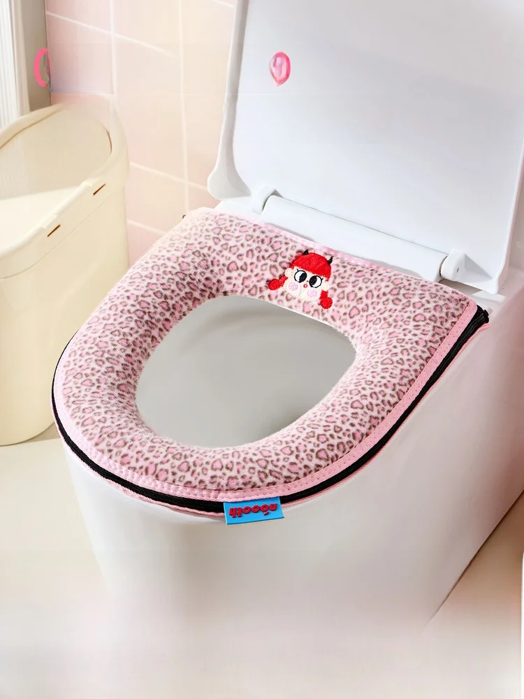 冬用防水トイレマットの選び方：厚手・毛羽立ち防止タイプの実用性と使い分け
