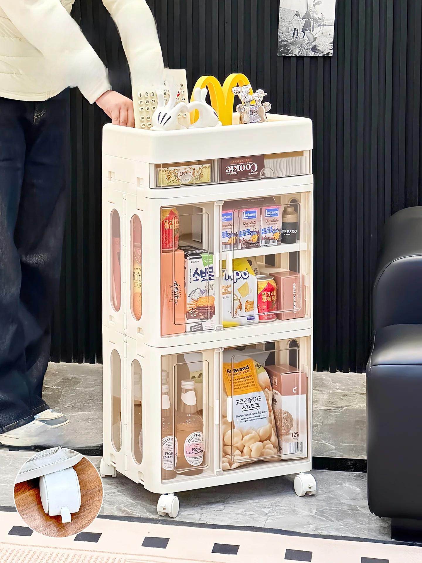 いらなくなった家具をどう処分する？多段式キャスター付き収納ワゴンが解決する整理の悩み