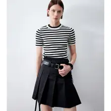 ストライプ柄クルーネック短袖Tシャツ【高品質・伸縮性素材・カジュアル】