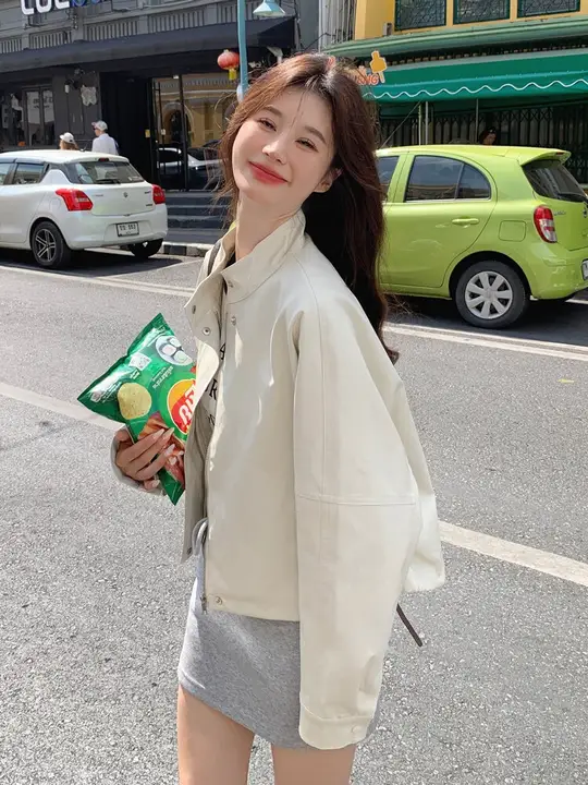 chic 米白色 立ち襟ショートジャケット レディース【春秋用・シンプルデザイン・おしゃれ】