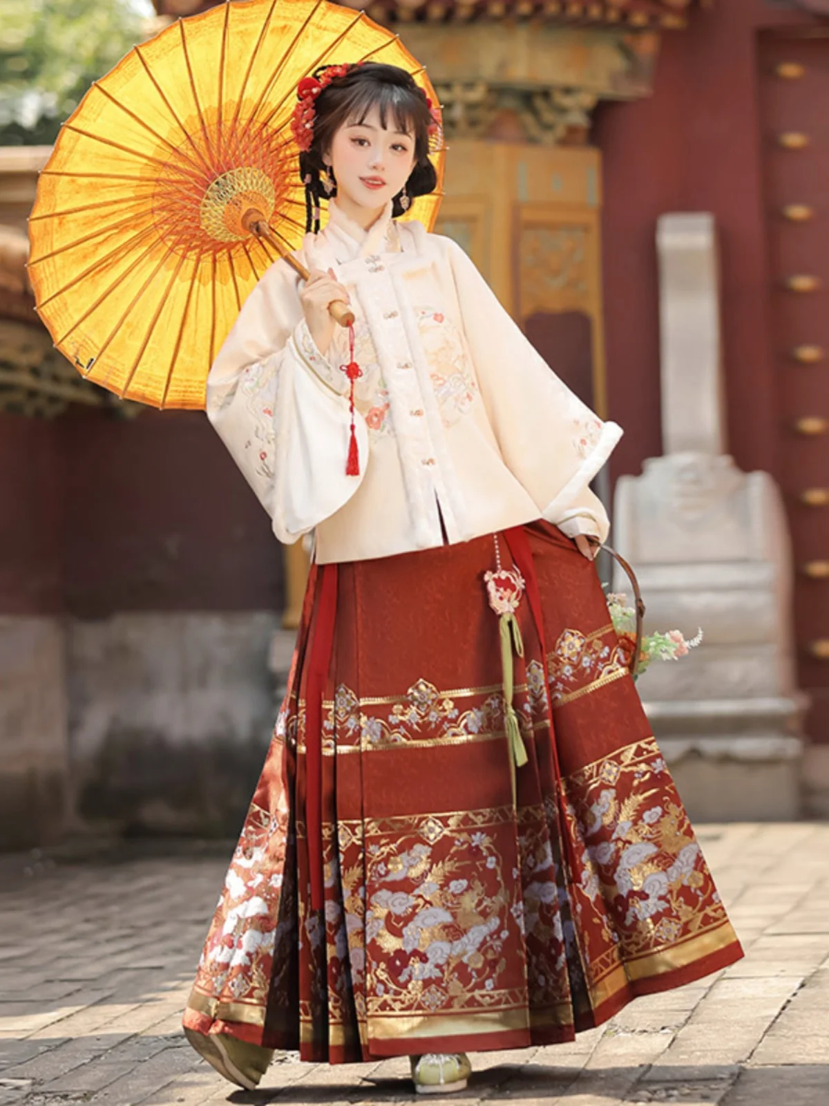 春フェスでどんな服装がおすすめ？中華スタイルのセットアップが、心を癒す理由