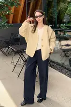 ベージュのベビーベビアルパカウールダブルフェイスコート【冬用・Vネック・ショート丈・手作り】