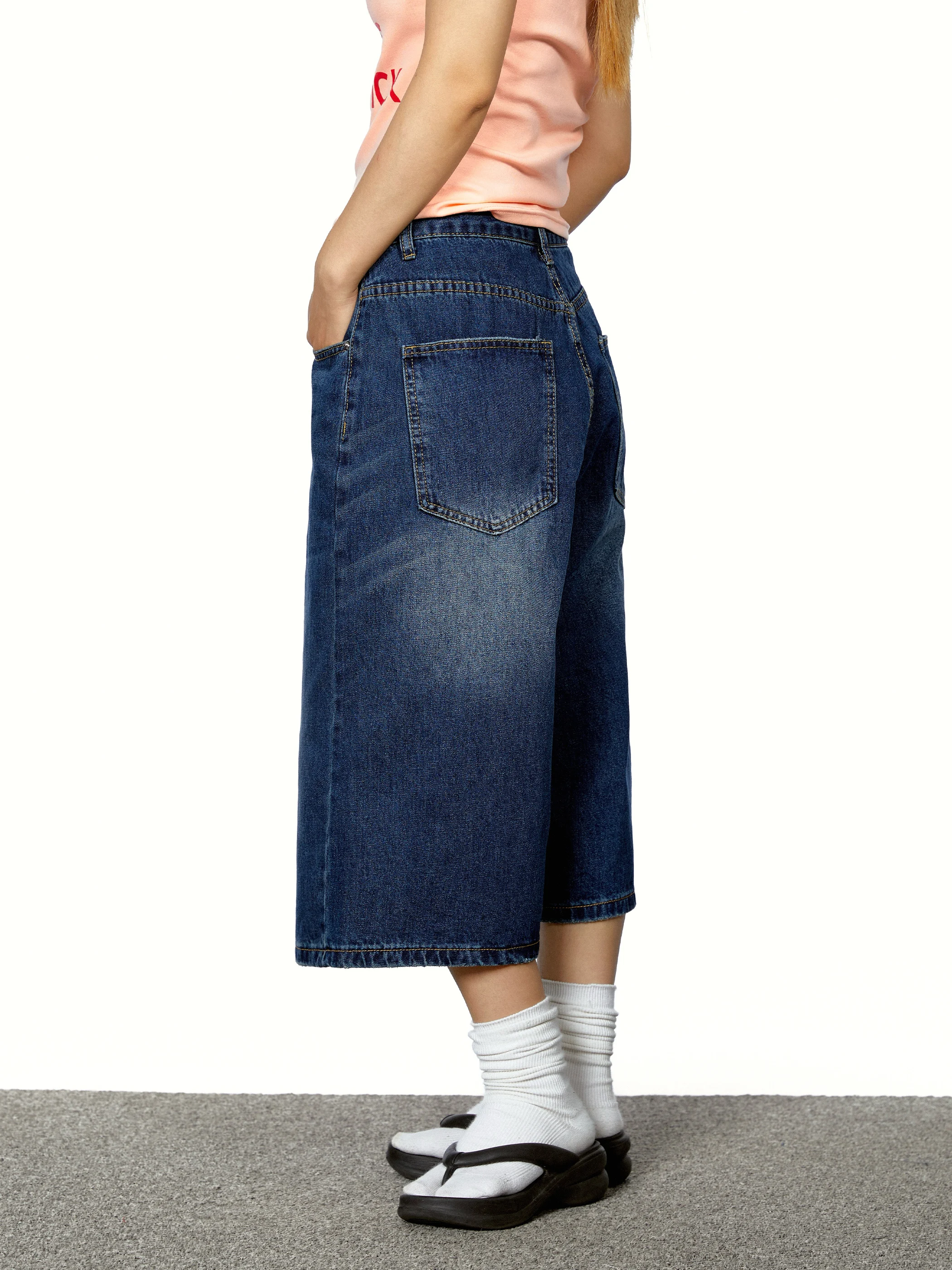 グラデーションウォッシュデニムブルー ワイドレッグクロップドパンツ【夏用・フィット・ストレート】（セットアップ対応）