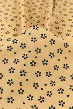 桜の花びらデザインの和風エプロン【コットン・手作り・平織り素材】