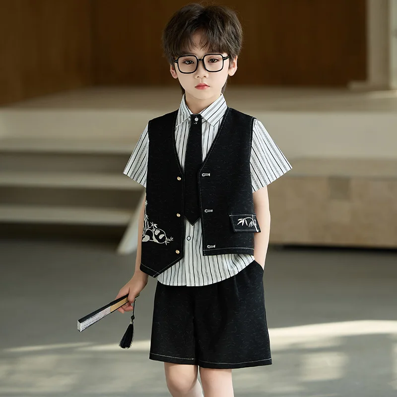 1歳誕生日の祖父母に贈る  服は、どんなデザインがおすすめ？