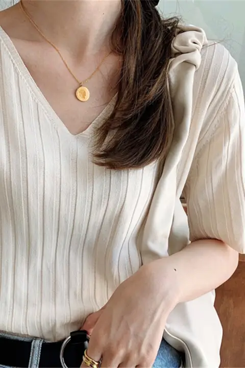 夏用 薄手のアイスシルクTシャツ【ストライプ・Vネック・ゆったりサイズ】
