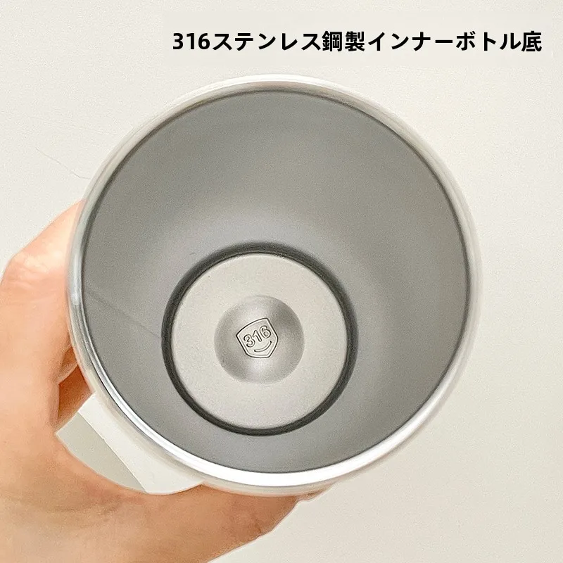 シンプルなデザインのステンレス製保温カップ：漏れない・洗いやすい・6時間保温の実用性を検証