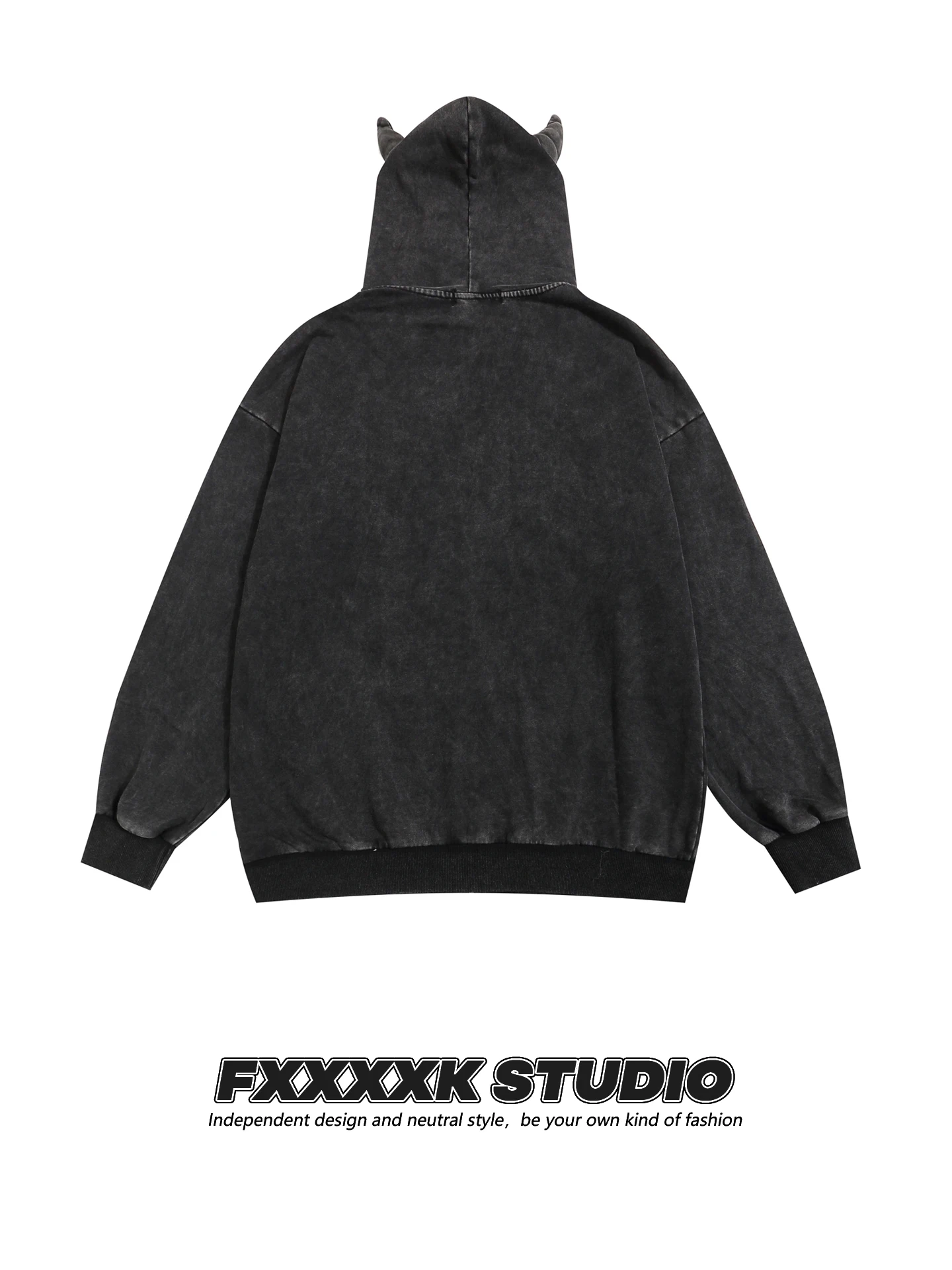 パーカー リメイクで失敗しない着こなしは？アメリカンヴィンテージ風のカップルパーカーが解決するリアルな使い方
